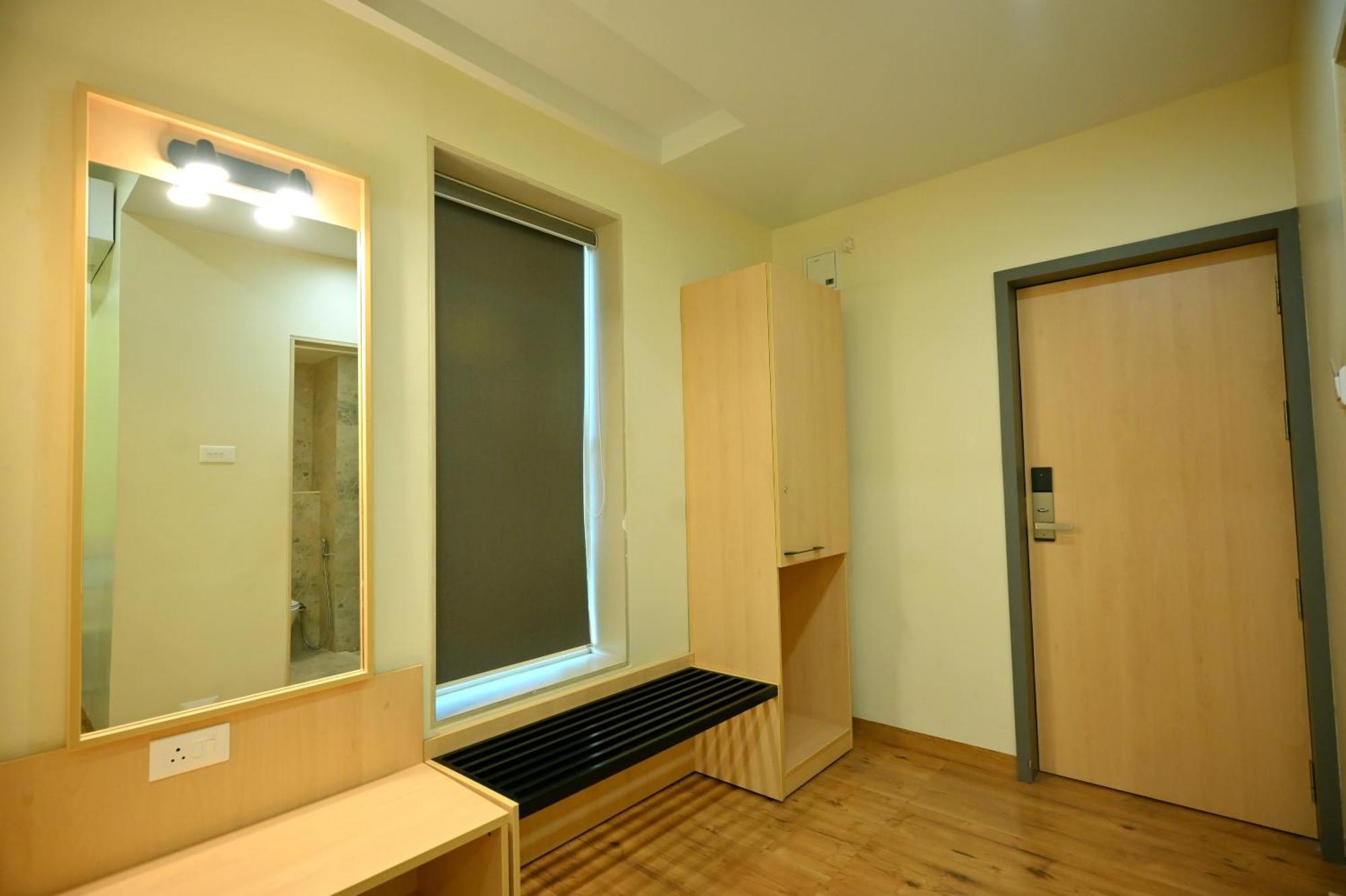 Hotel City Centre Lātūr Екстериор снимка