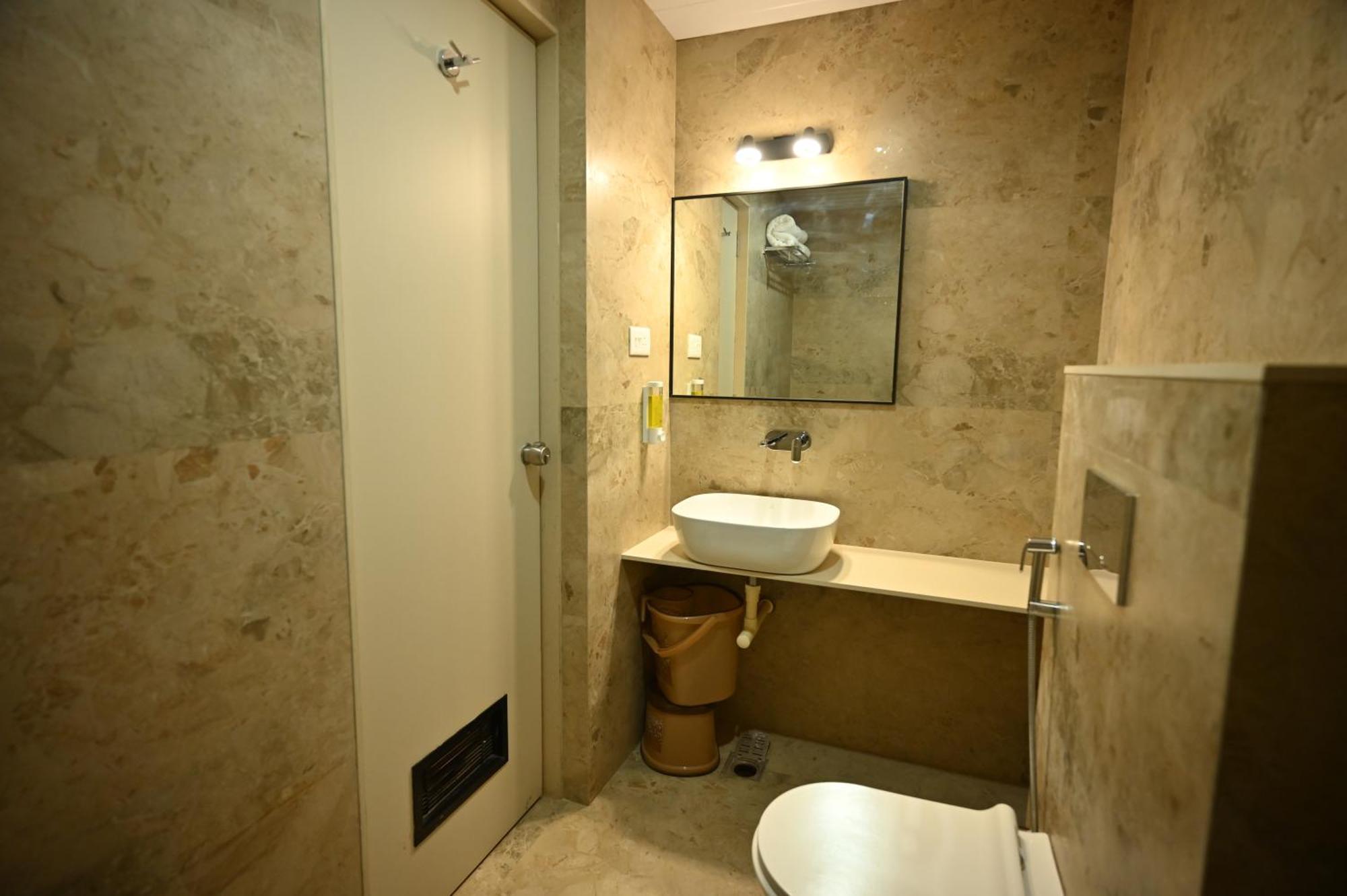 Hotel City Centre Lātūr Стая снимка